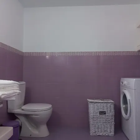 Solid Τριοβάσαλος
